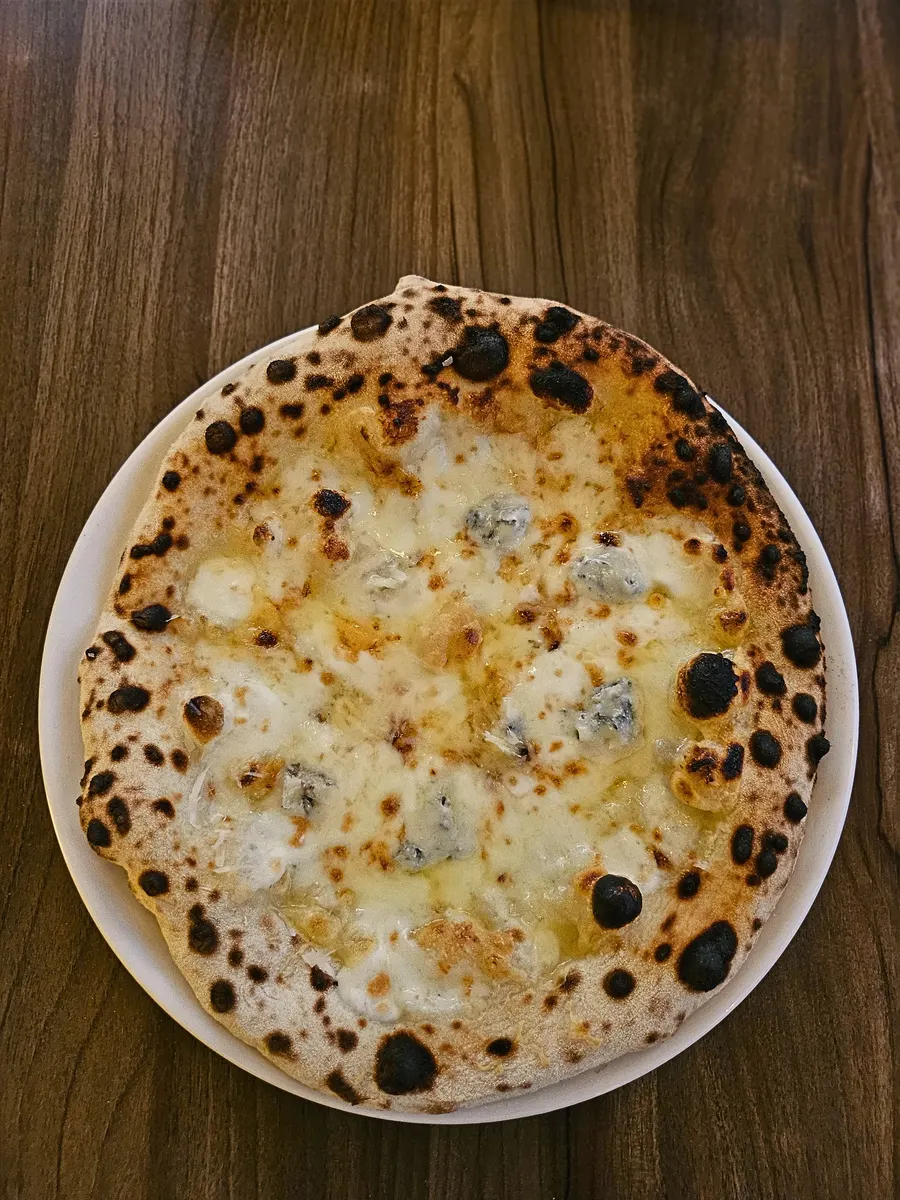 Three Cheese at Picatso Pizza Koh Tao