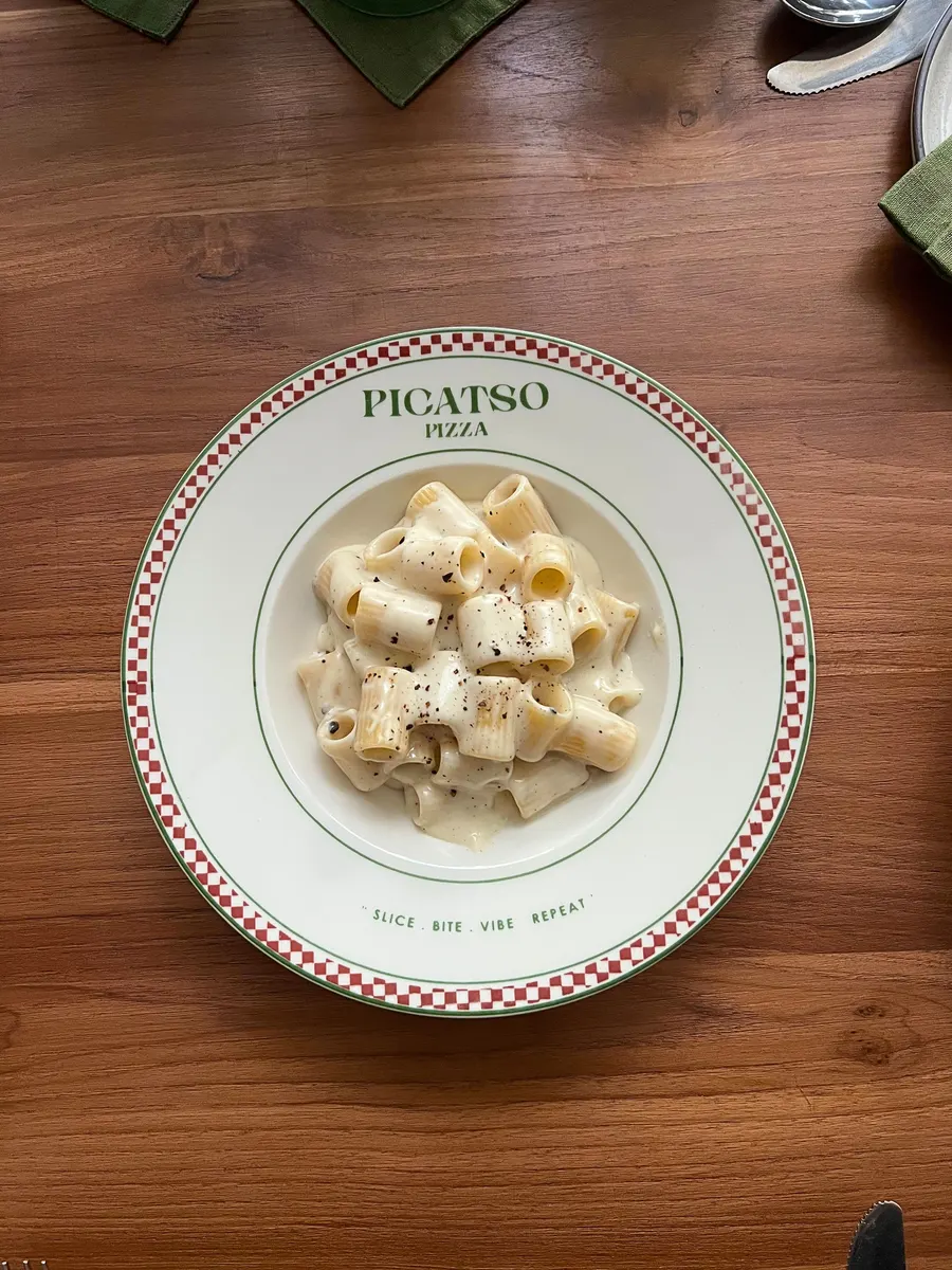 Mezze Maniche Cacio e Pepe at Picatso Pizza Koh Tao