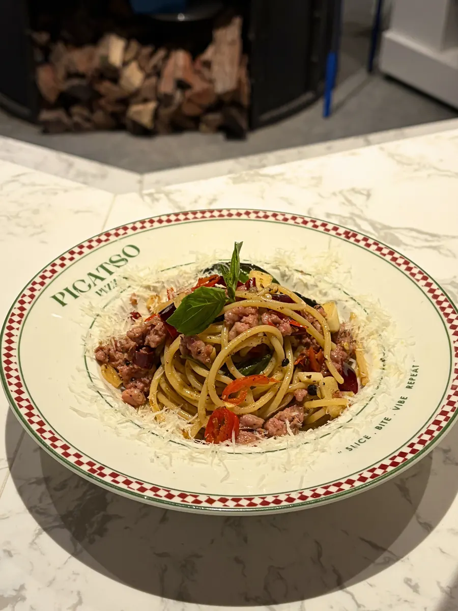 Spaghetti Aglio e Olio with Italian Sausage at Picatso Pizza Koh Tao